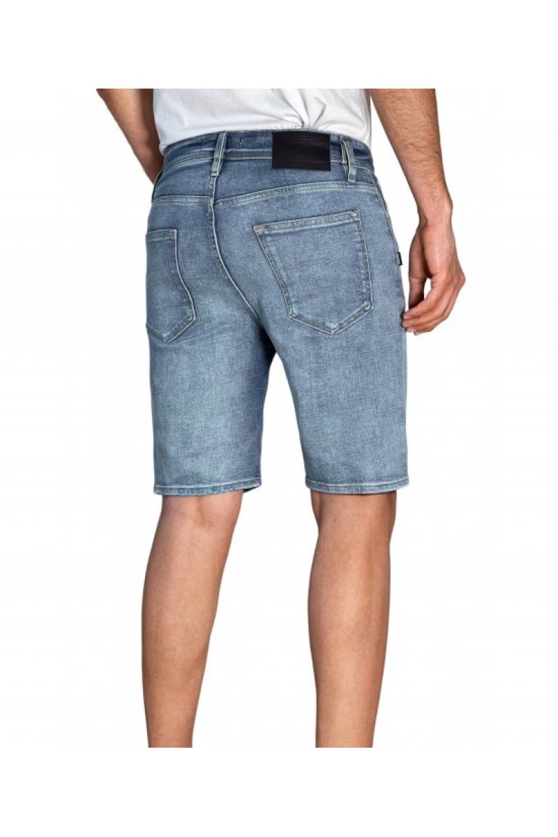 MAN Bermuda shorts