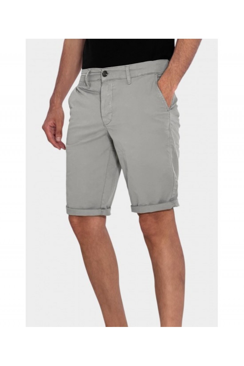 MAN Bermuda shorts