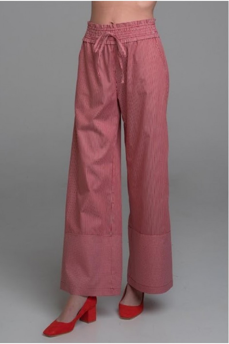 woman trouser