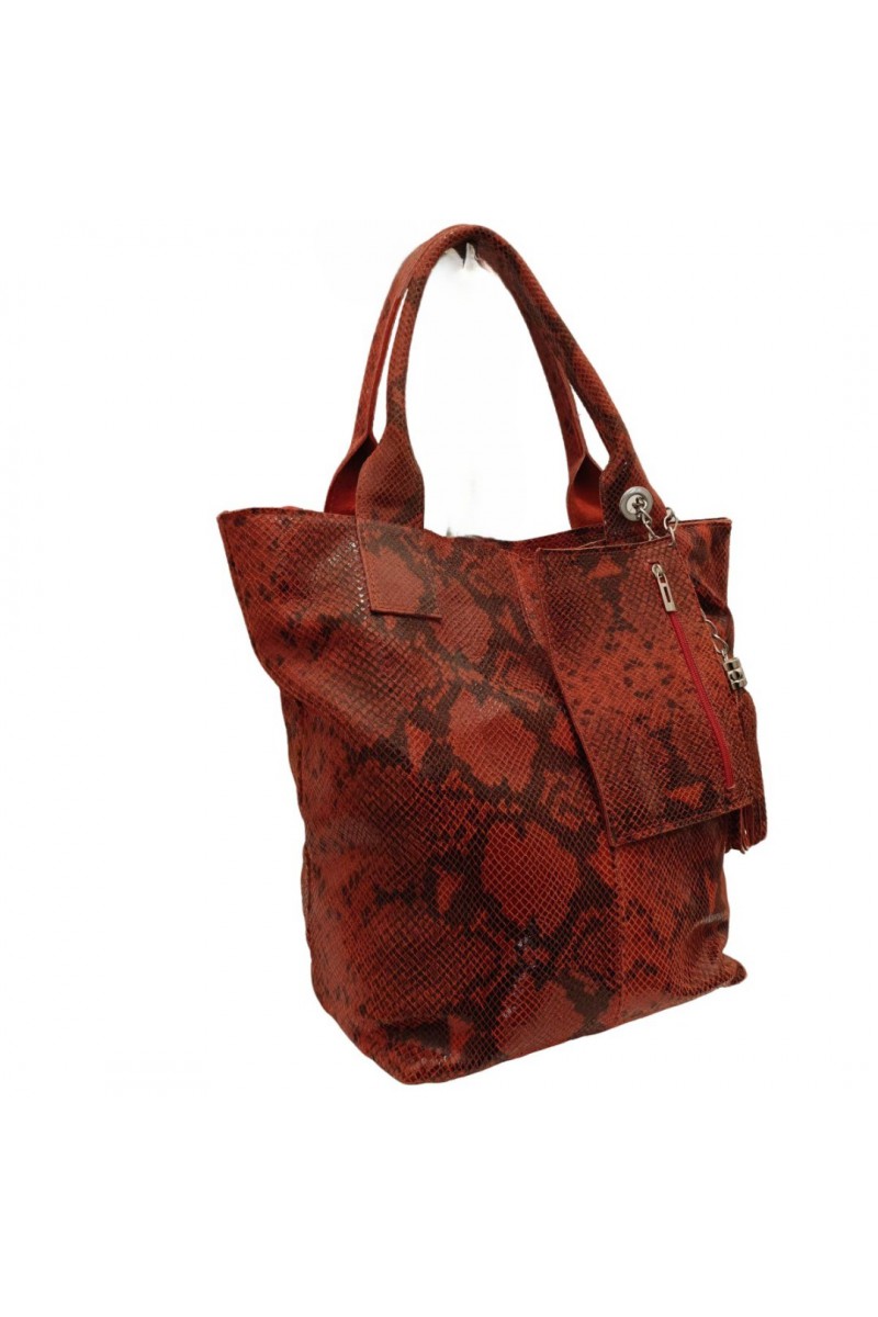 woman bag red