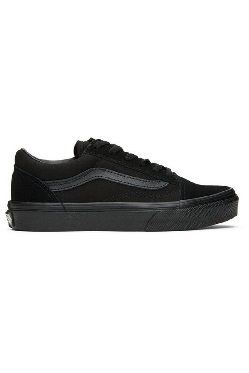 kid's shoes