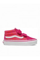 kid's shoes