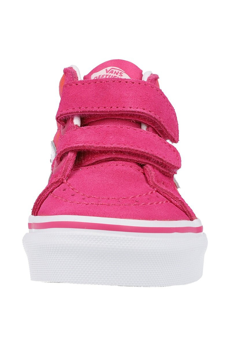 kid's shoes