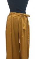 woman trouser